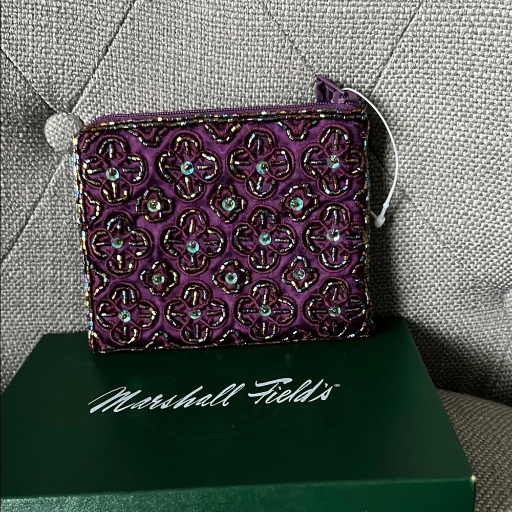 NWT Purple Beaded Women's Cosmetic/Zipper Bag.